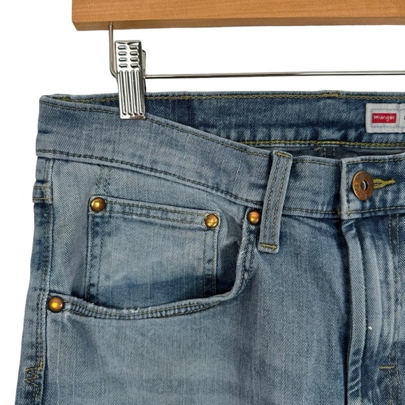 Wrangler Men's Distressed Painters Jeans Blue Straight Leg 30x32 Grunge Workwear - Picture 5 of 14